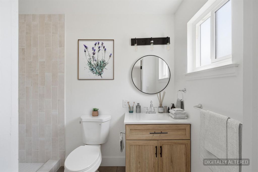 Image 23 of property listing at 1843 W Cortland Avenue, Fresno, CA 93705