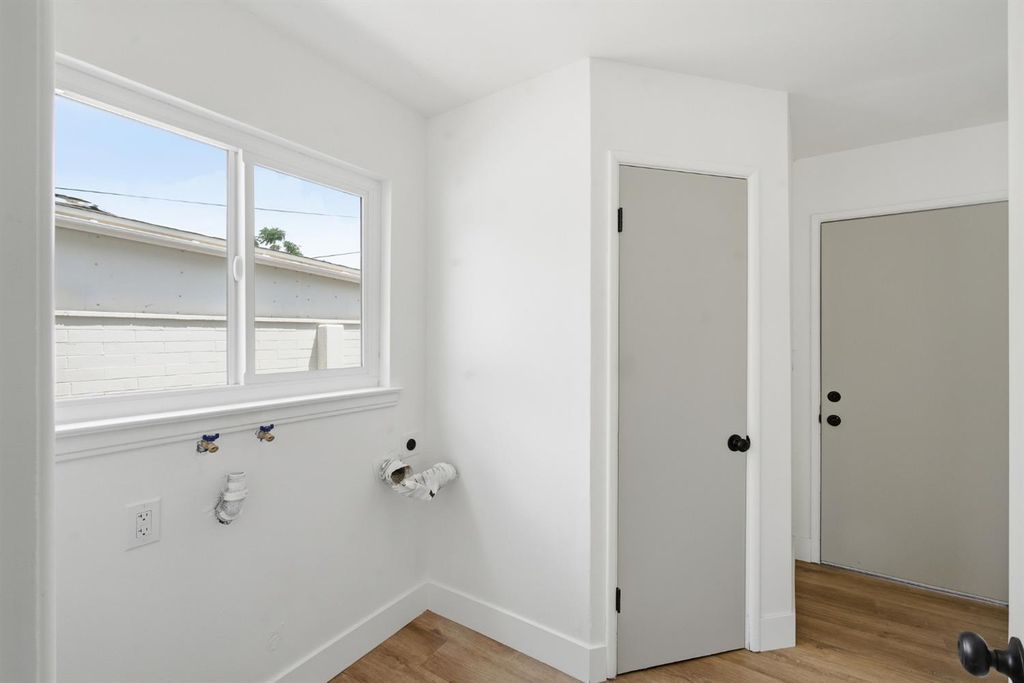 Image 26 of property listing at 1843 W Cortland Avenue, Fresno, CA 93705