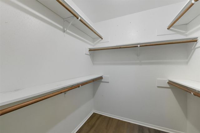 2822 Forest Point Drive, League City, TX 77573