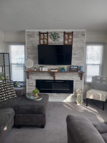 806 S Main Street, Au Gres Twp, MI 48703