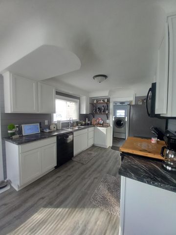 806 S Main Street, Au Gres Twp, MI 48703