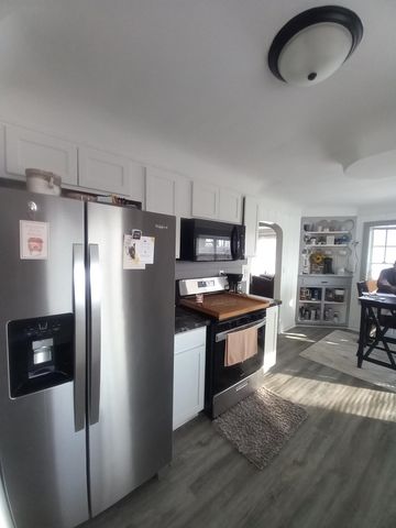 806 S Main Street, Au Gres Twp, MI 48703