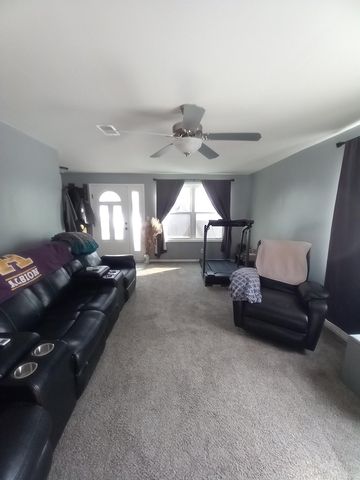 806 S Main Street, Au Gres Twp, MI 48703