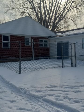 806 S Main Street, Au Gres Twp, MI 48703