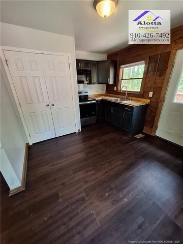 268 W Manchester Road, Spring Lake, NC 28390
