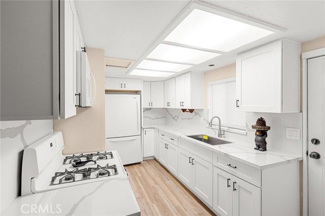 233 Glen Avon Drive, Cedar Glen, CA 92321