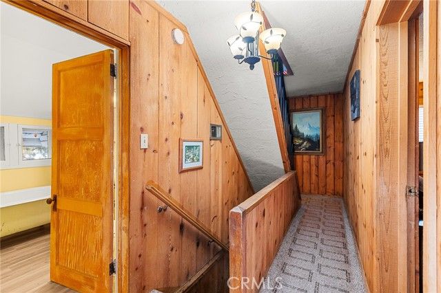 233 Glen Avon Drive, Cedar Glen, CA 92321