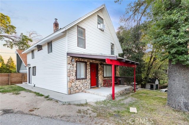 233 Glen Avon Drive, Cedar Glen, CA 92321