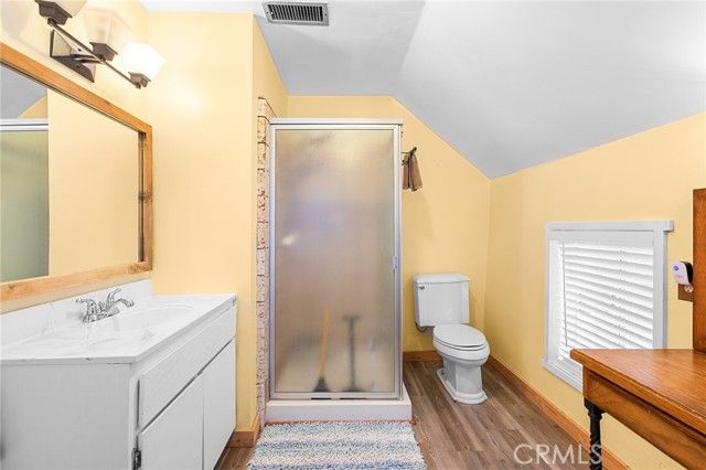 233 Glen Avon Drive, Cedar Glen, CA 92321