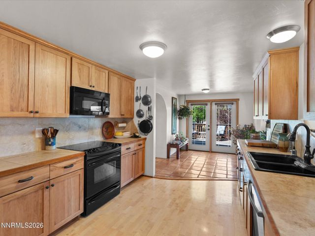1560 Jones Street, Minden, NV 89423