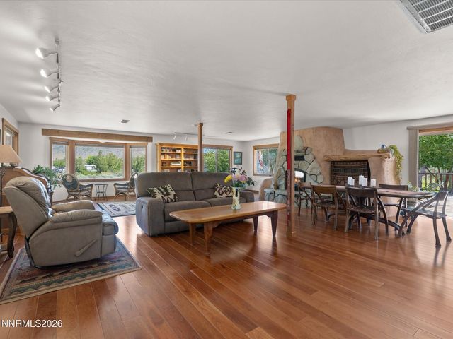 1560 Jones Street, Minden, NV 89423