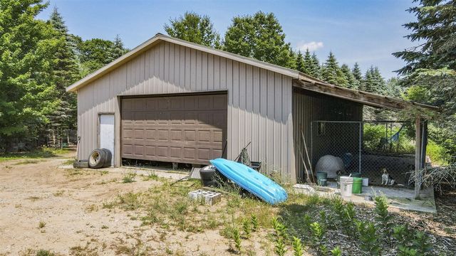 5735 Archer Road, Brethren, MI 49619