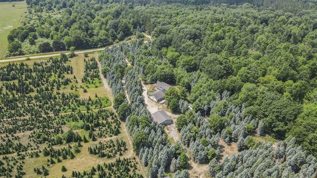 5735 Archer Road, Brethren, MI 49619