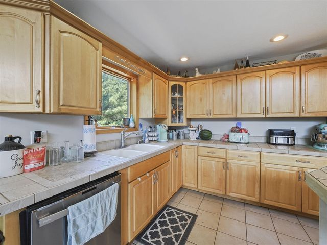 5735 Archer Road, Brethren, MI 49619