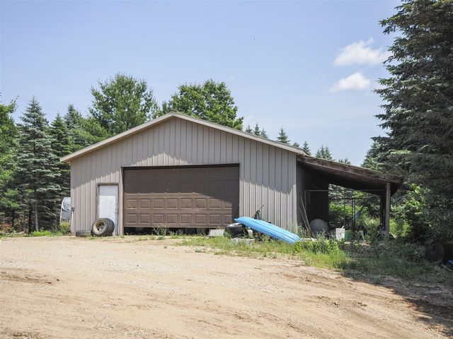 5735 Archer Road, Brethren, MI 49619