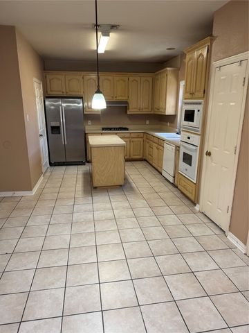 1131 Indy Court, Irving, TX 75060