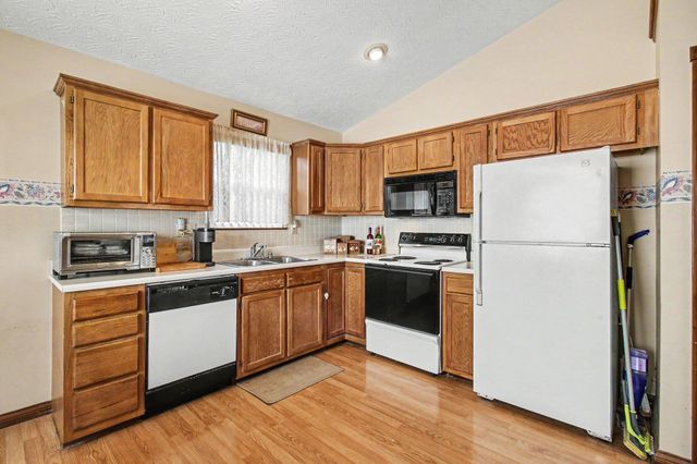 1506 Waterfall Way, Elsmere, KY 41018