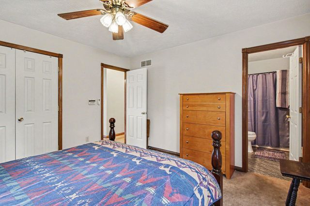 1506 Waterfall Way, Elsmere, KY 41018