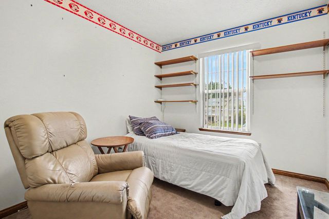 1506 Waterfall Way, Elsmere, KY 41018