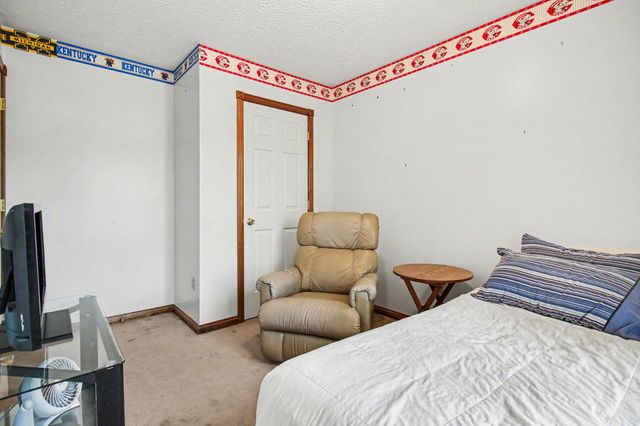 1506 Waterfall Way, Elsmere, KY 41018