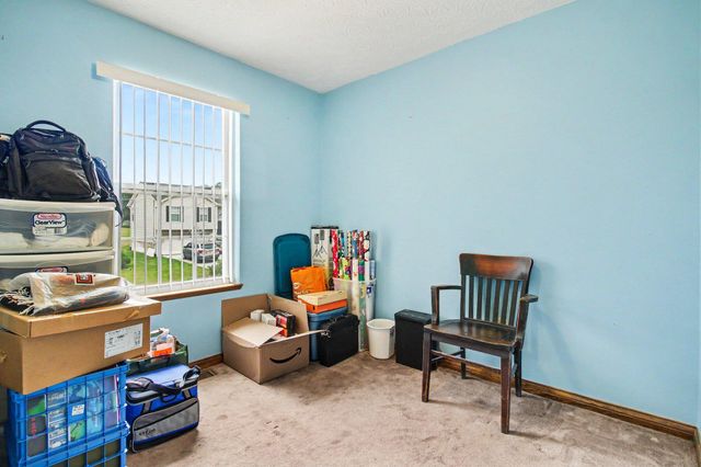 1506 Waterfall Way, Elsmere, KY 41018