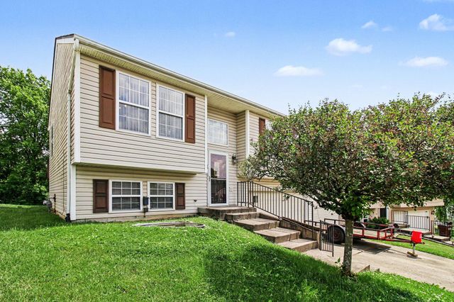 1506 Waterfall Way, Elsmere, KY 41018