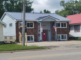 1729 Falls Ave Ste B, Waterloo, IA 50701