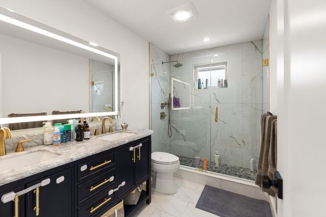 27 Hancock St 2, Medford, MA 02155