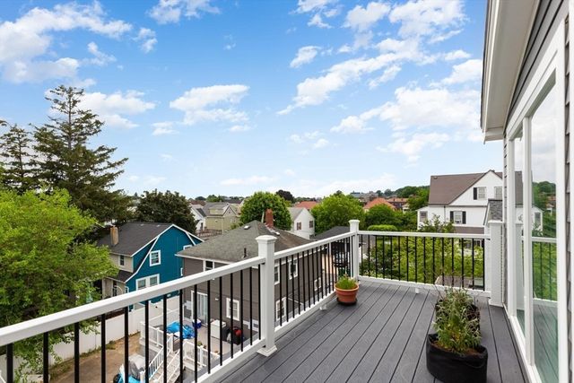 27 Hancock St 2, Medford, MA 02155