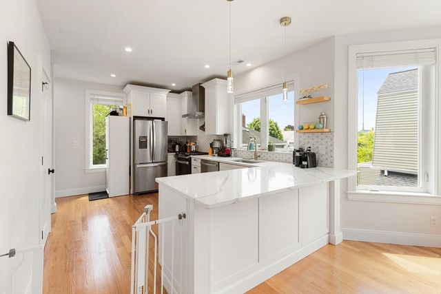 27 Hancock St 2, Medford, MA 02155