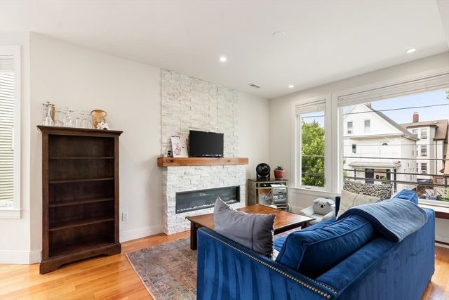 27 Hancock St 2, Medford, MA 02155