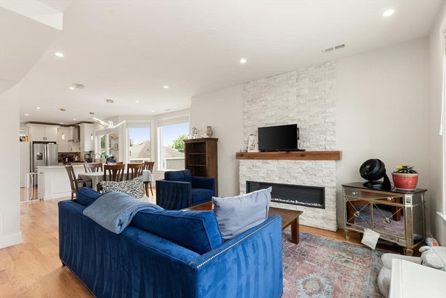 27 Hancock St 2, Medford, MA 02155