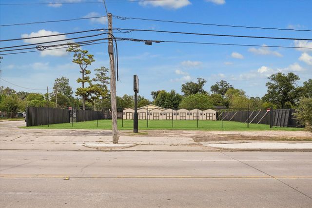 8308 & 8312, & 8814 Mesa, Richland Drive, Houston, TX 77028