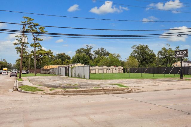 8308 & 8312, & 8814 Mesa, Richland Drive, Houston, TX 77028