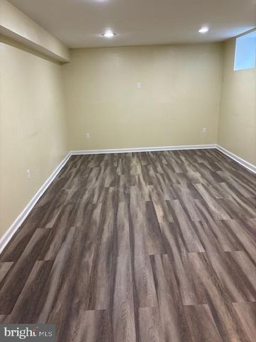 8100 LANGBROOK RD, Springfield, VA 22152