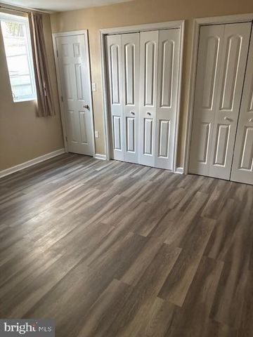 8100 LANGBROOK RD, Springfield, VA 22152