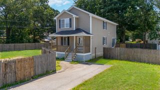 6 Grove Ave, Taunton, MA 02780