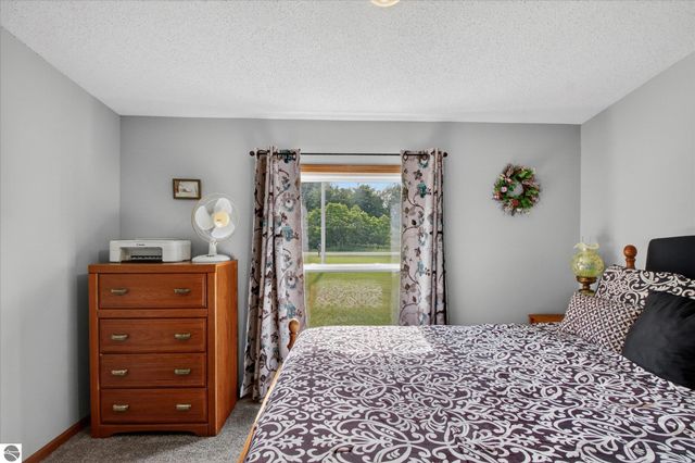 3333 N Ferris Road, Sumner, MI 48889