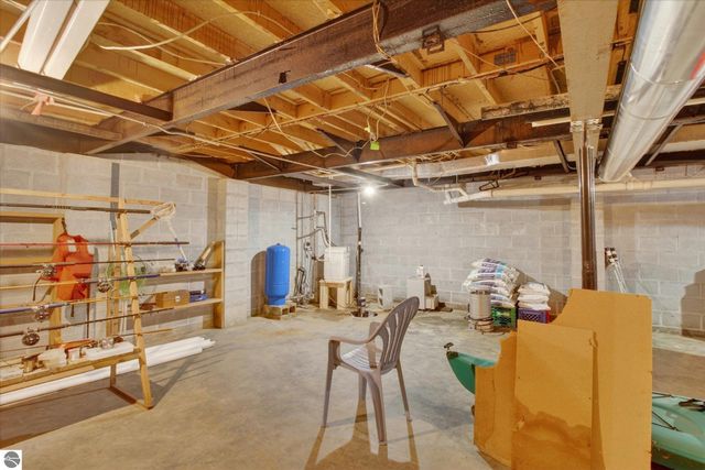 3333 N Ferris Road, Sumner, MI 48889