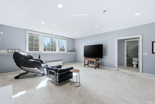 12015 Sycamore Lakes Court, Fort Wayne, IN 46814