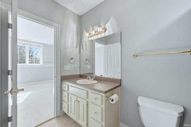 12015 Sycamore Lakes Court, Fort Wayne, IN 46814