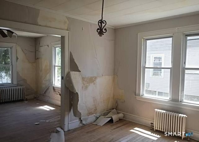 75 Wacona Avenue, Waterbury, CT 06705