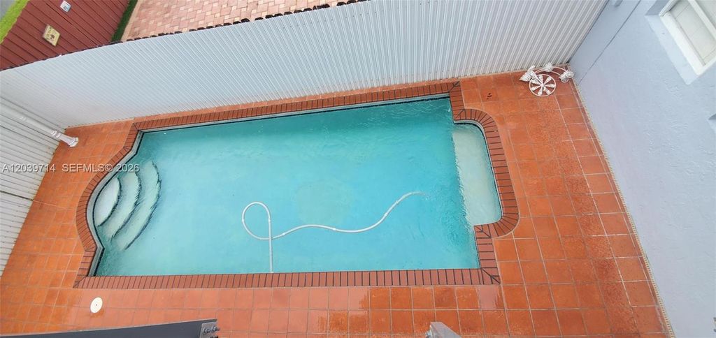 8801 W Flagler St 104, Miami, FL 33174