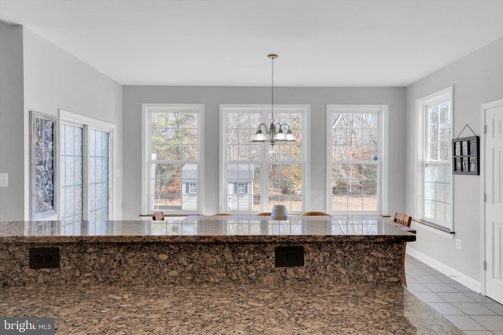 Image 11 of property listing at 6408 HEDGEWICK CT, La Plata, MD 20646