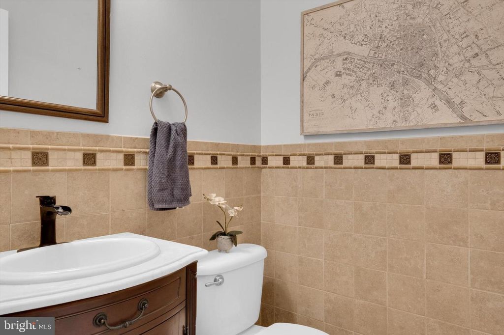 Image 25 of property listing at 6408 HEDGEWICK CT, La Plata, MD 20646