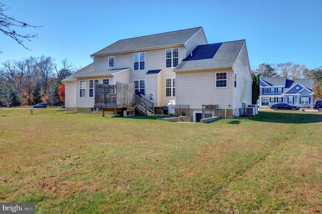 Image 55 of property listing at 6408 HEDGEWICK CT, La Plata, MD 20646