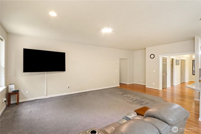 4000 NE Breakwater Court, Bremerton, WA 98311