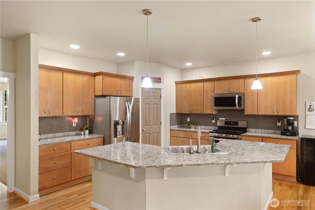 4000 NE Breakwater Court, Bremerton, WA 98311