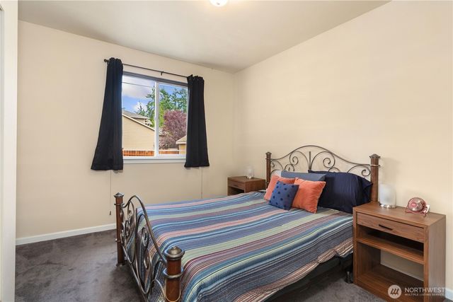 4000 NE Breakwater Court, Bremerton, WA 98311