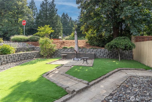4000 NE Breakwater Court, Bremerton, WA 98311
